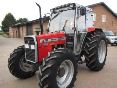 Massey Ferguson 372