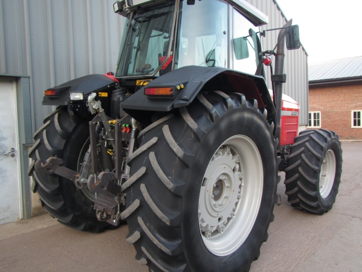 Massey Ferguson 8160