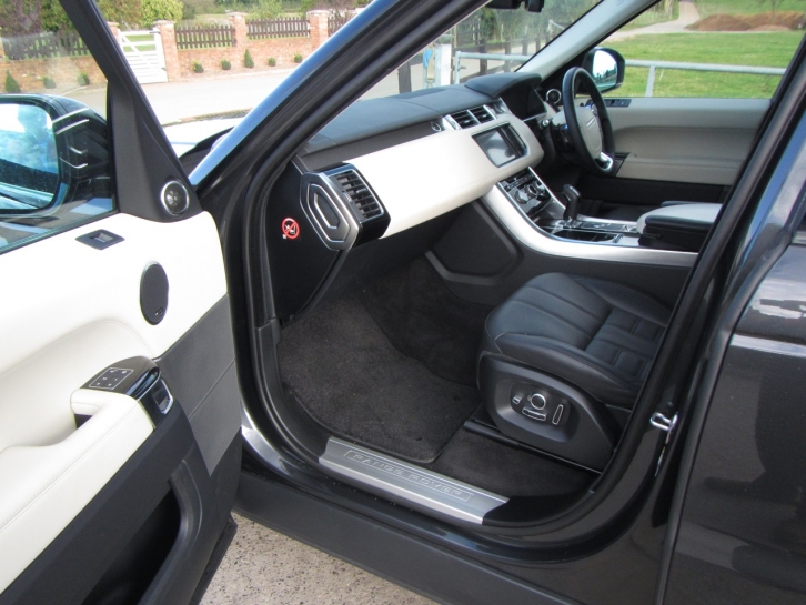 Land Rover Range Rover Sport Autobiography Dynamic 3.0 SDV6