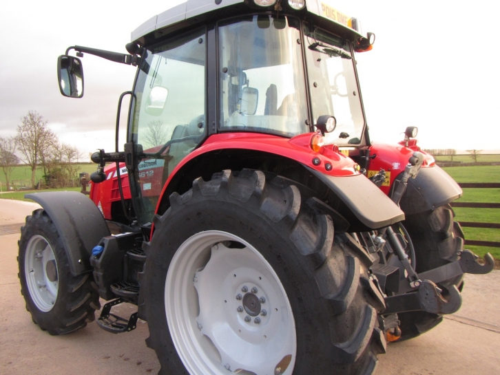 Massey Ferguson 5612 Efficent