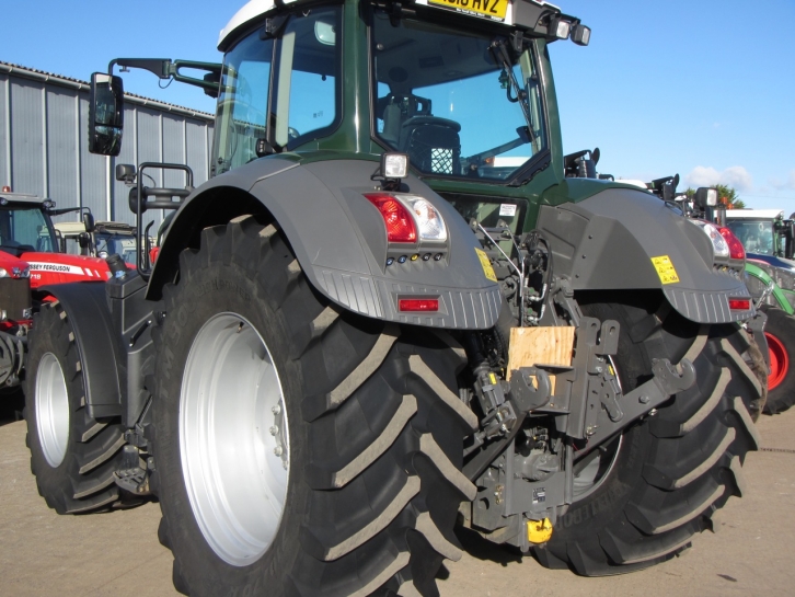 Fendt 828 Profi-Plus