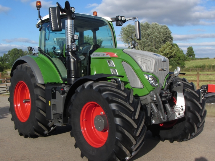 Fendt 724 Profi-Plus