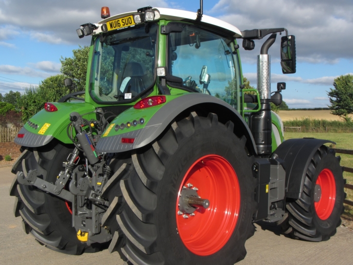 Fendt 724 Profi-Plus