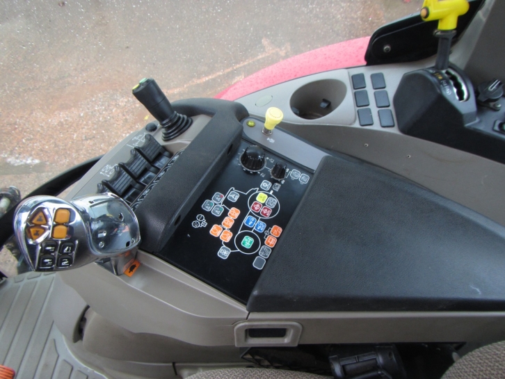 Case Puma 140