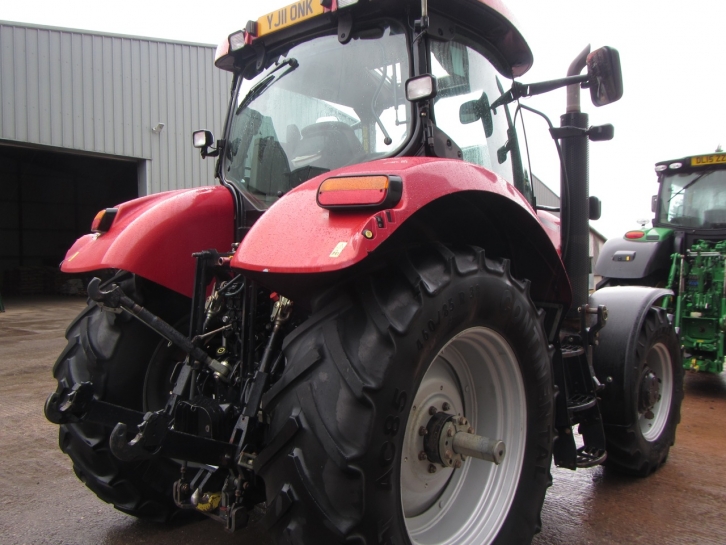 Case Puma 140