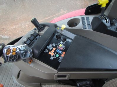 Case Puma 140