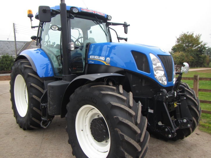 New Holland T7.250