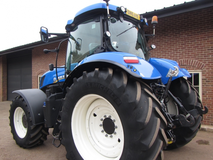 New Holland T7.250