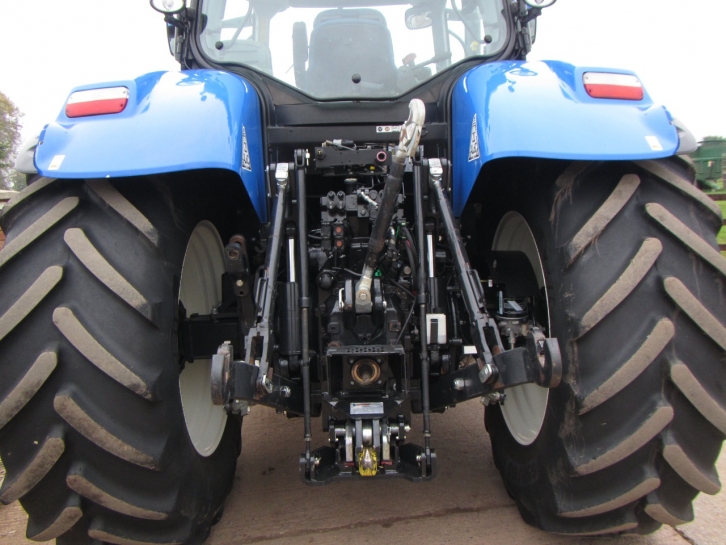New Holland T7.250