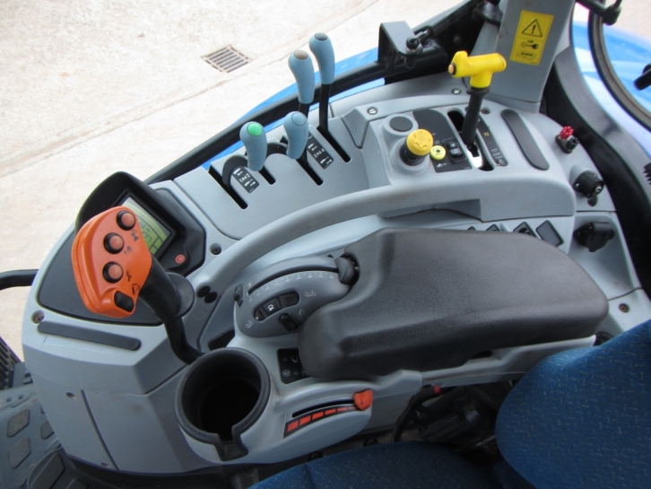 New Holland T7.250
