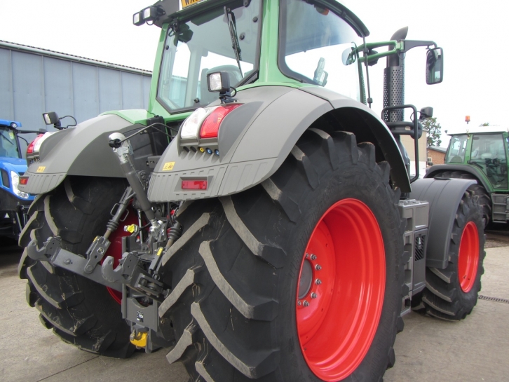 Fendt 822 Profi-Plus