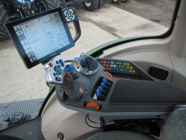 Fendt 822 Profi-Plus