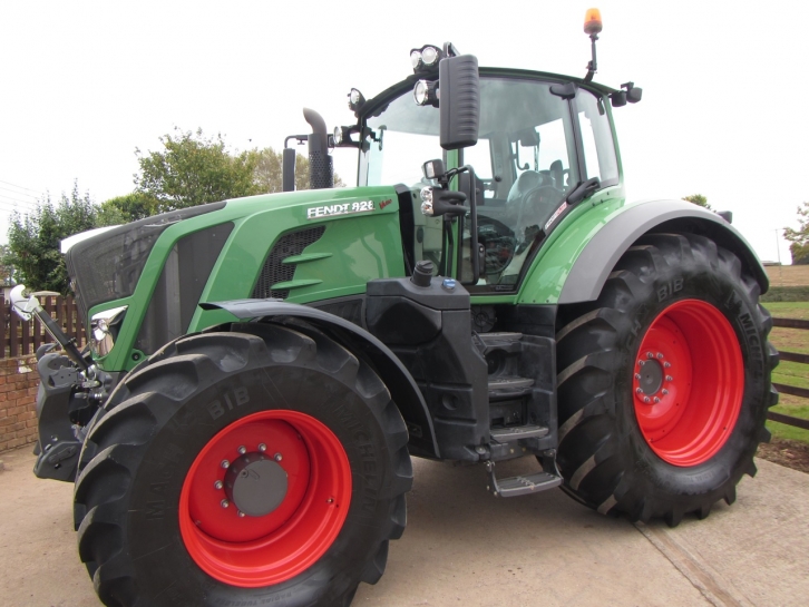 Fendt 828 Profi-Plus