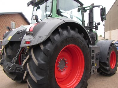 Fendt 828 Profi-Plus