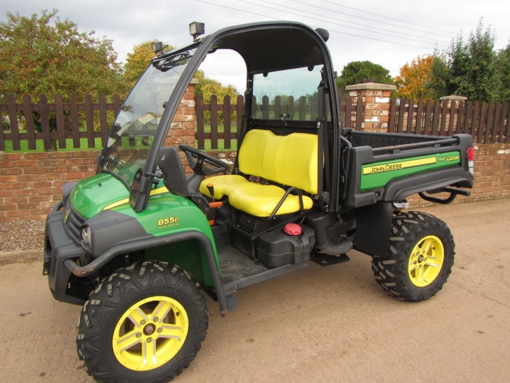 John Deere 855D Gator