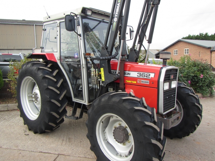 Massey Ferguson 362