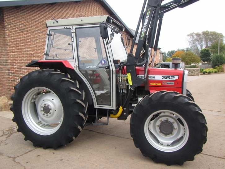 Massey Ferguson 362