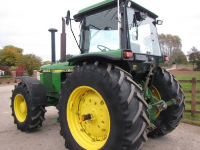 John Deere 4240S