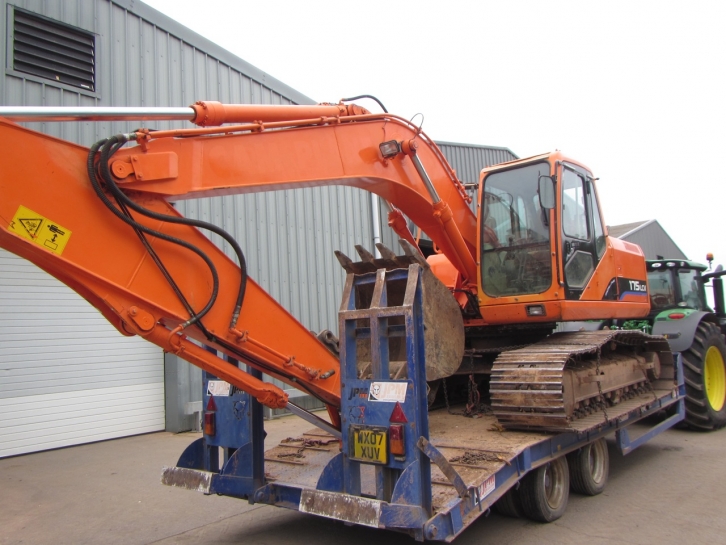 Doosan Solar LCV175