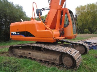 Doosan Solar LCV175