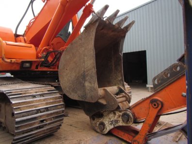Doosan Solar LCV175