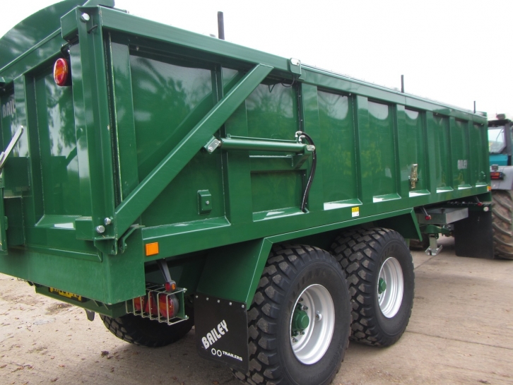 Bailey 14 ton Root trailer