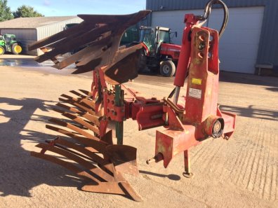 Vogel And Noot 4 furrow reversible plough