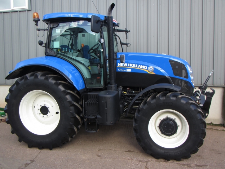 New Holland T7.200