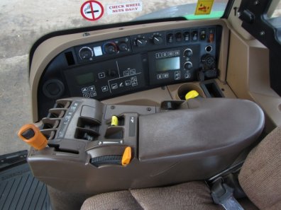 John Deere 7930
