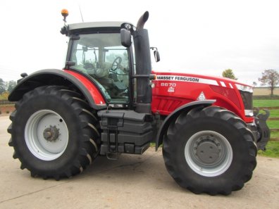 Massey Ferguson 8670