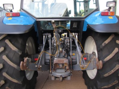 New Holland 8340
