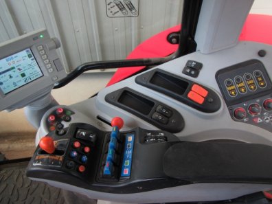 Massey Ferguson 7499