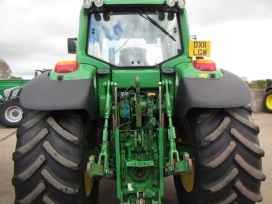 John Deere 6930