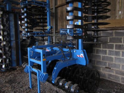 Zagroda 6 Metre press