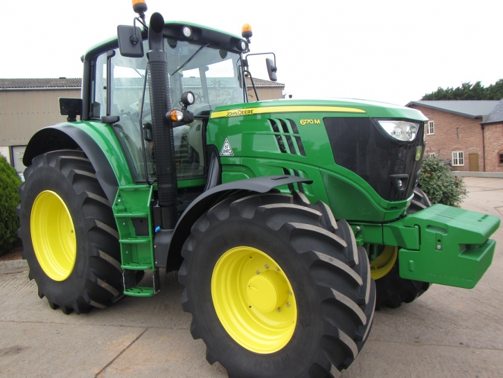 John Deere 6170M