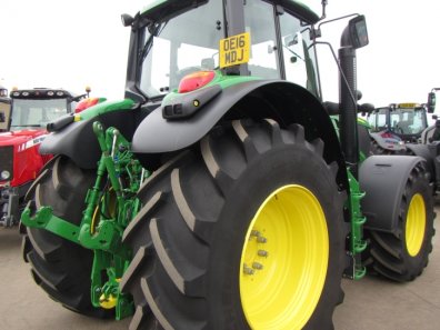 John Deere 6170M