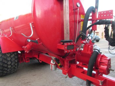 Redrock 3500 Gallon tanker