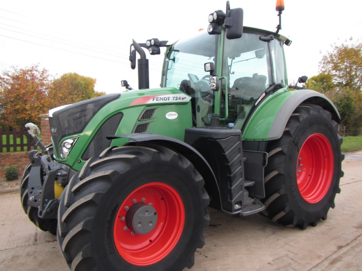 Fendt 724 Profi-Plus