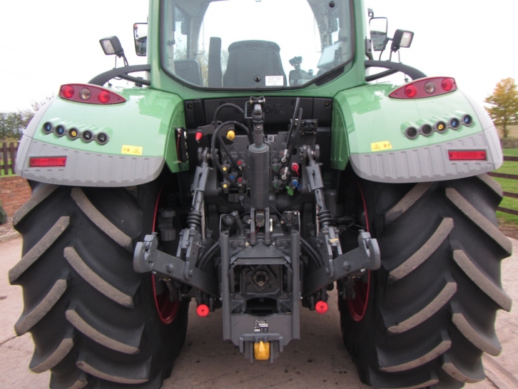 Fendt 724 Profi-Plus