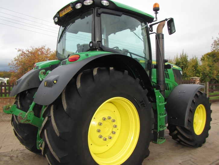 John Deere 6190R