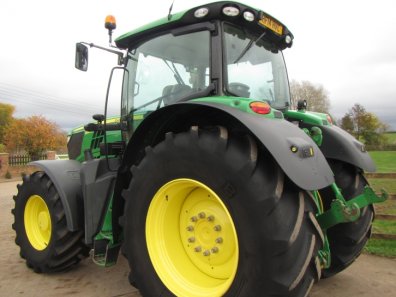 John Deere 6190R