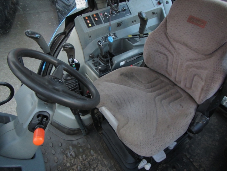 Valtra N111