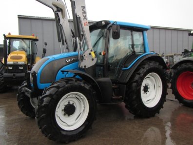Valtra N111