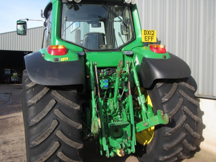 John Deere 6930