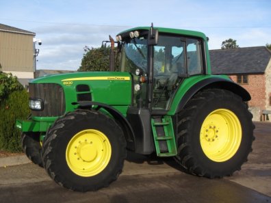 John Deere 6930
