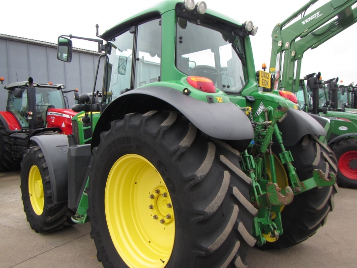 John Deere 6930