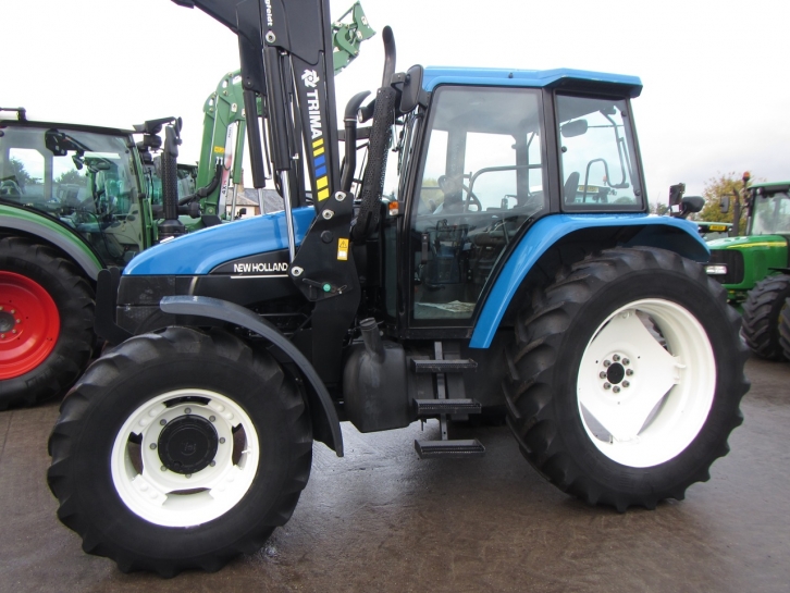 New Holland TS115