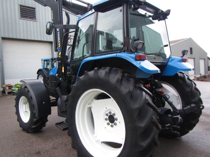 New Holland TS115