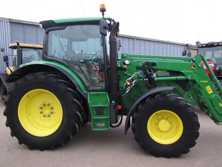 John Deere 6125R