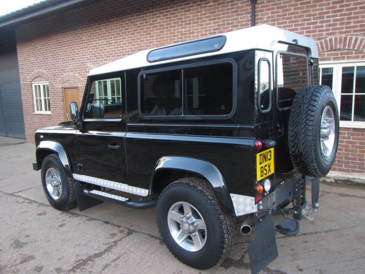 Land Rover 90 XS Station Wagon 2.2 TDCi